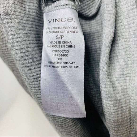 VINCE Ribbed Knit Turtle Neck Grey Top - Picture 6 of 7